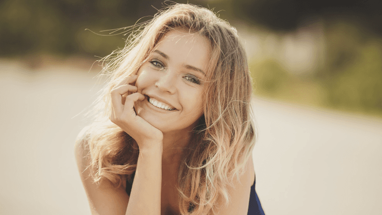 bone grafts parramatta | woman smiling