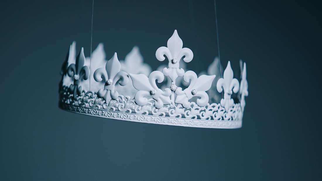 Chipped Dental Crown Dentist in Harris Park NSW